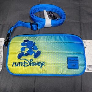 Lug runDisney Coupe XL Convertible Crossbody